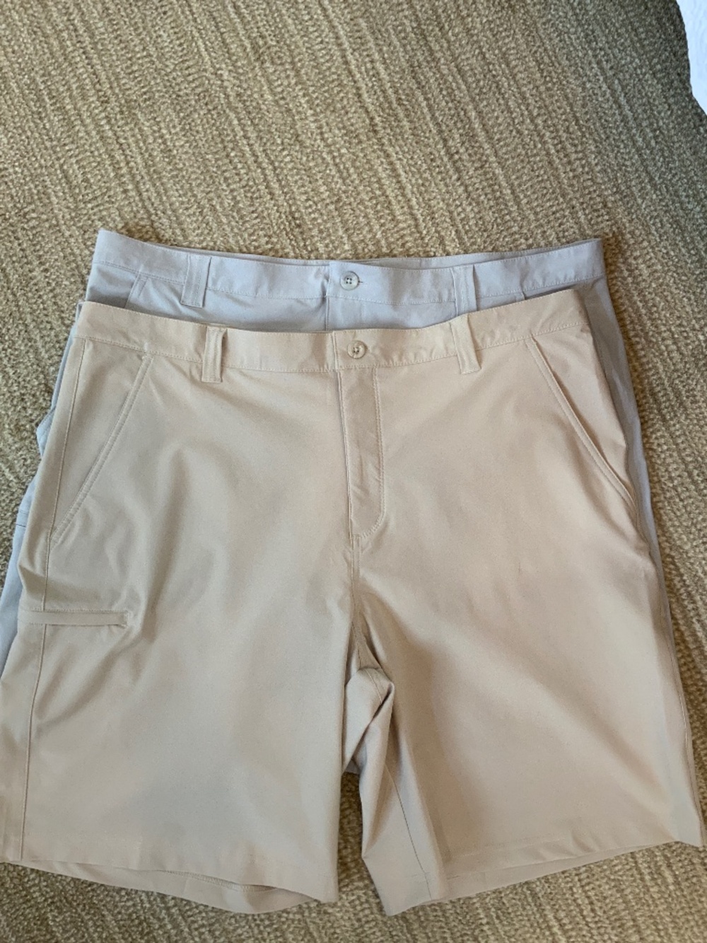 2 pairs men’s Columbia shorts 40” waist 8” length tan and gray